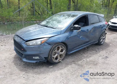 2018 Ford Focus St из США, поврежденный, VIN 1FADP3L93JL306883